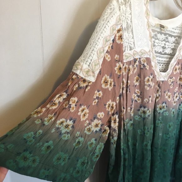 Gimmicks BKE Green Gables Dip Dye Blouse Small - Picture 11 of 16